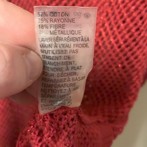 Peter Nygard Sweater - Picture 5 of 7